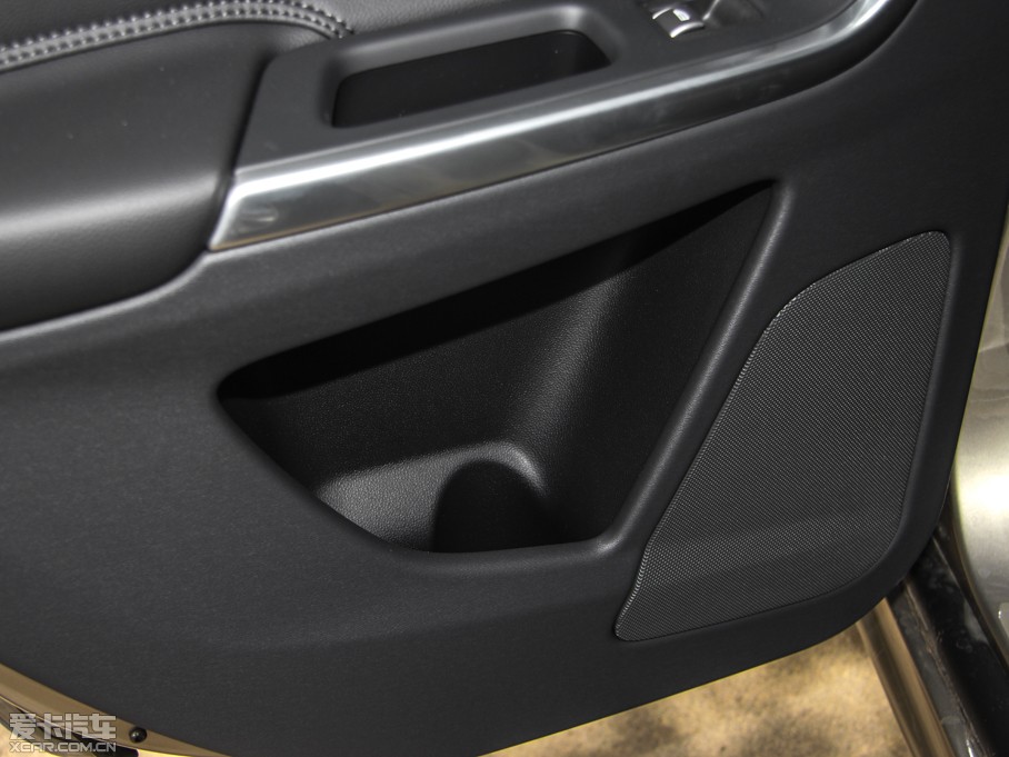 2016���֠���XC60 2.0T T5 ���M��