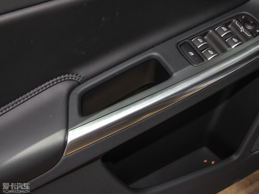 2016���֠���XC60 2.0T T5 ���M��