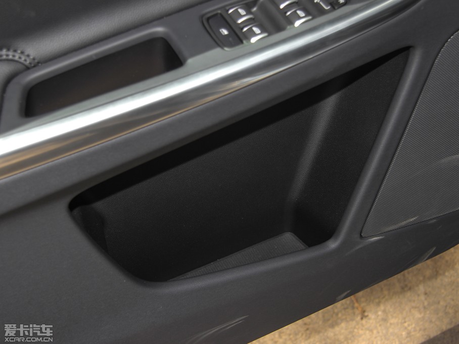 2016���֠���XC60 2.0T T5 ���M��