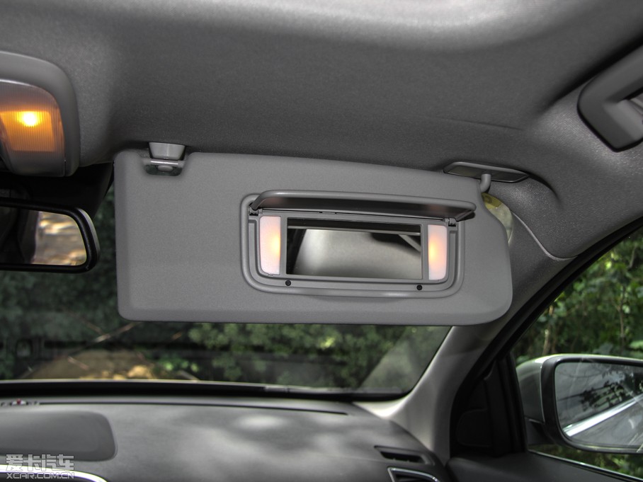 2016���֠���XC60 2.0T T5 ���M��