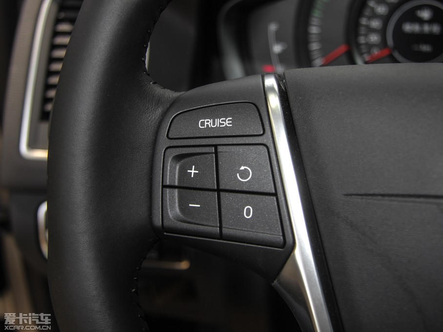 2016���֠���XC60 2.0T T5 ���M��