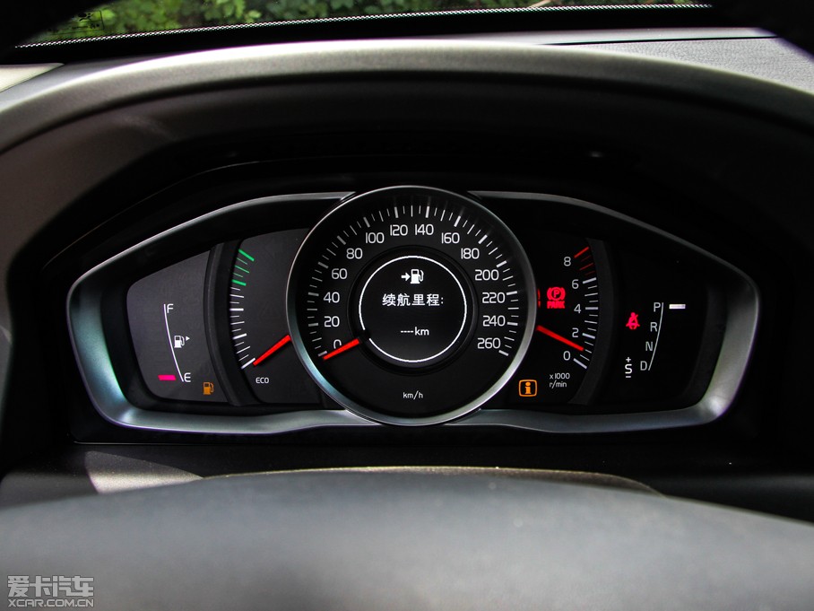 2016���֠���XC60 2.0T T5 ���M��