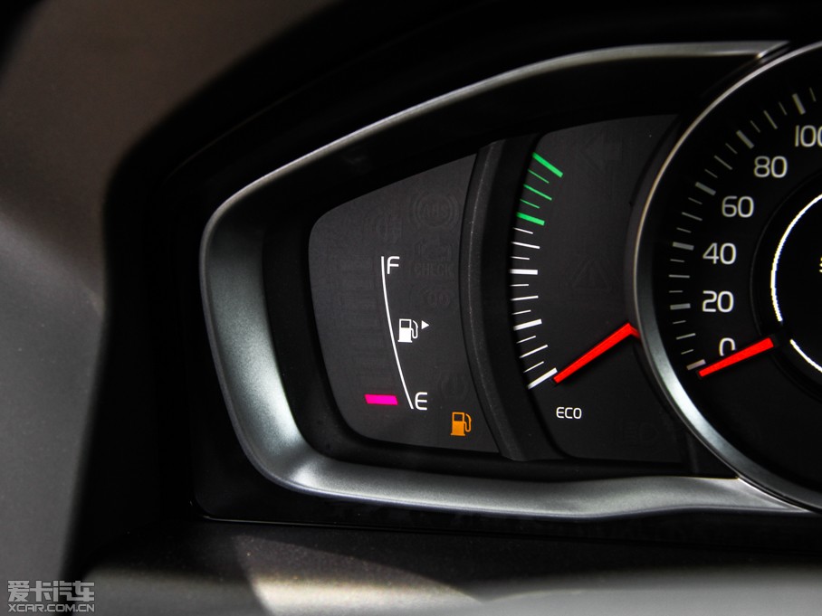 2016֠XC60 2.0T T5 M