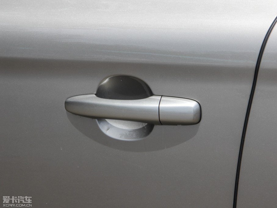 2016֠XC60 2.0T T5 а