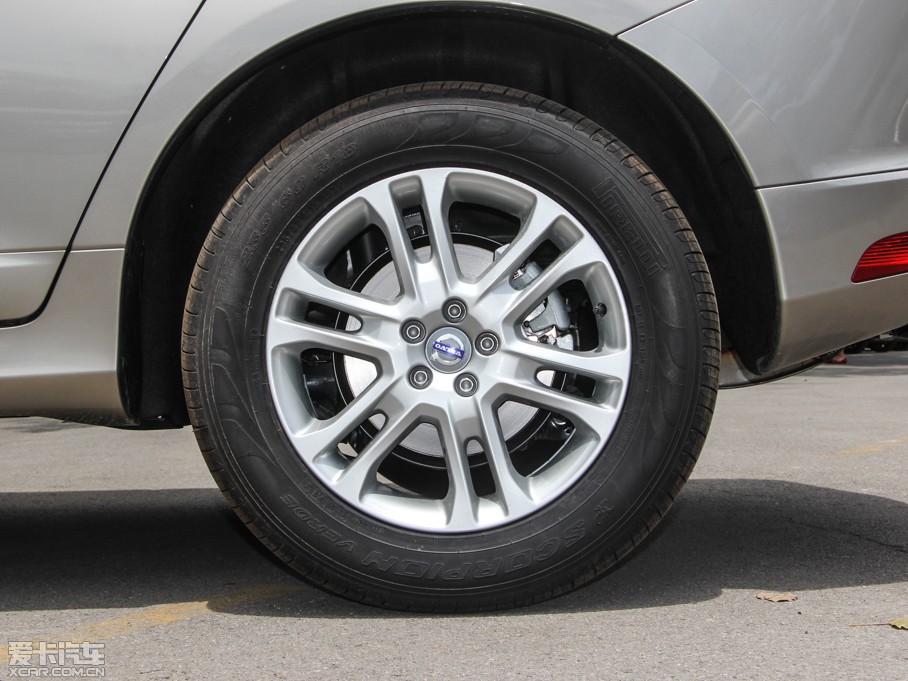 2016֠XC60 2.0T T5 а