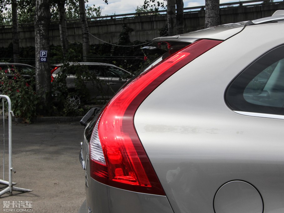 2016֠XC60 2.0T T5 а