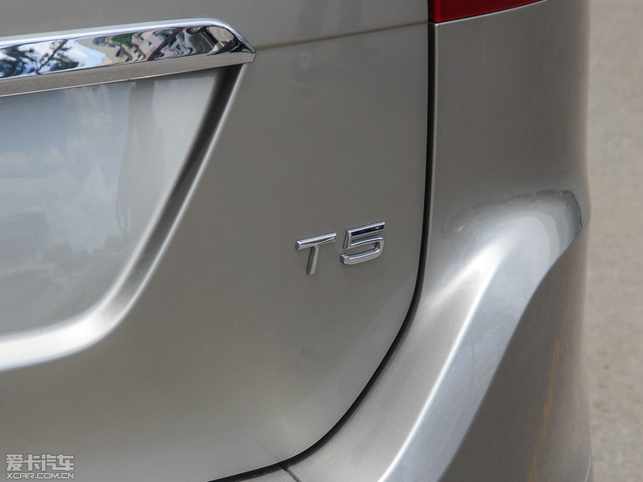 2016֠XC60 2.0T T5 а