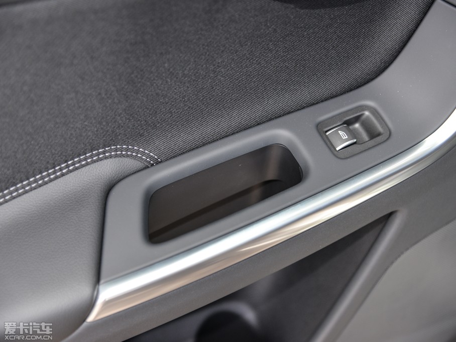 2016֠XC60 2.0T T5 а