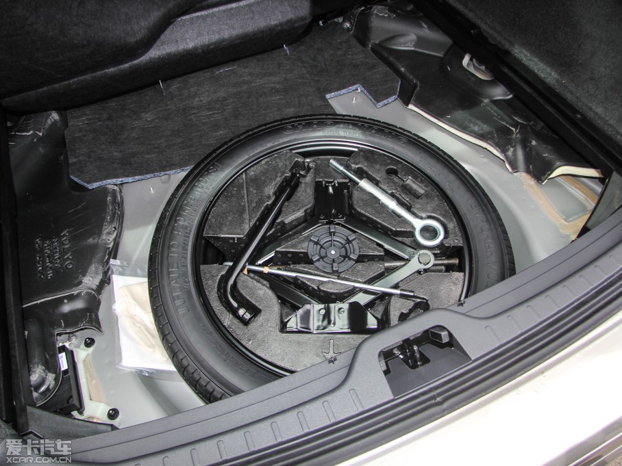 2016֠XC60 2.0T T5 а