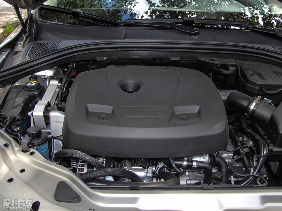 2016֠XC60 2.0T T5 а