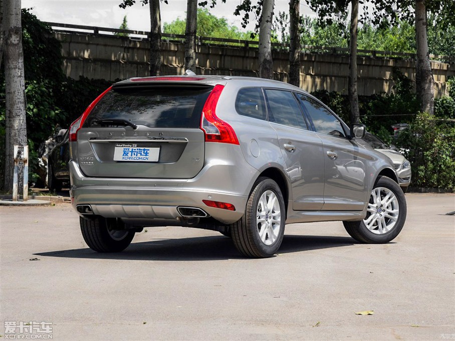 2016֠XC60 2.0T T5 а
