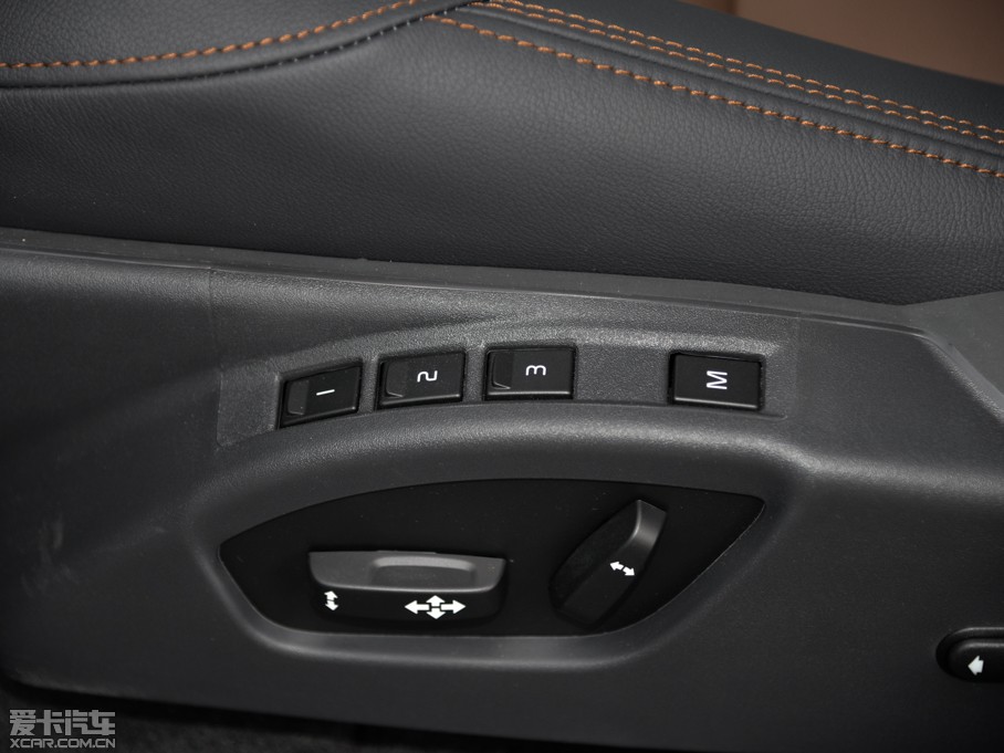 2016���֠���XC60  2.0T T5 AWD ���h��