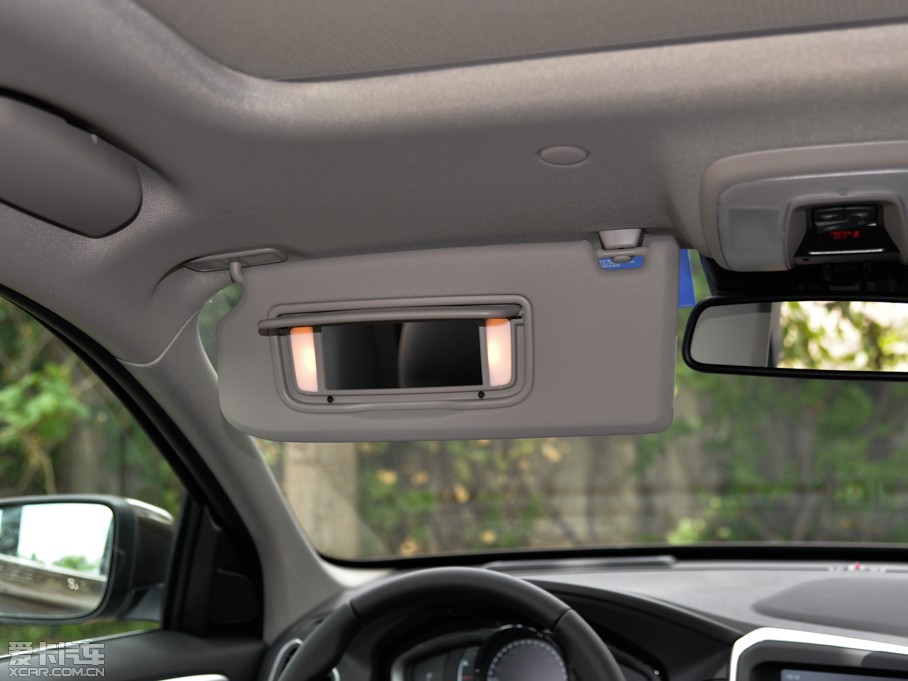 2016���֠���XC60  2.0T T5 AWD ���h��