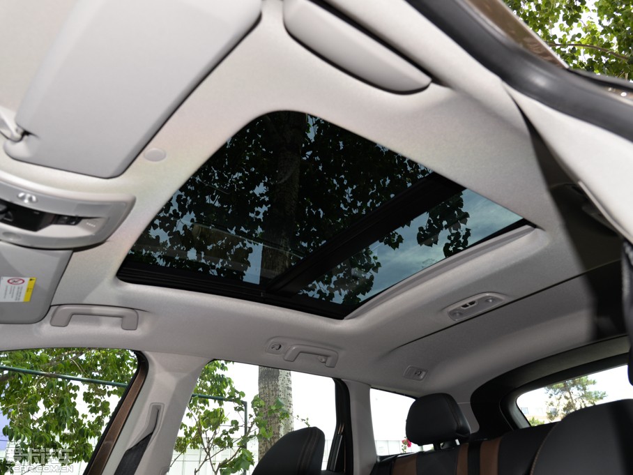 2016���֠���XC60  2.0T T5 AWD ���h��