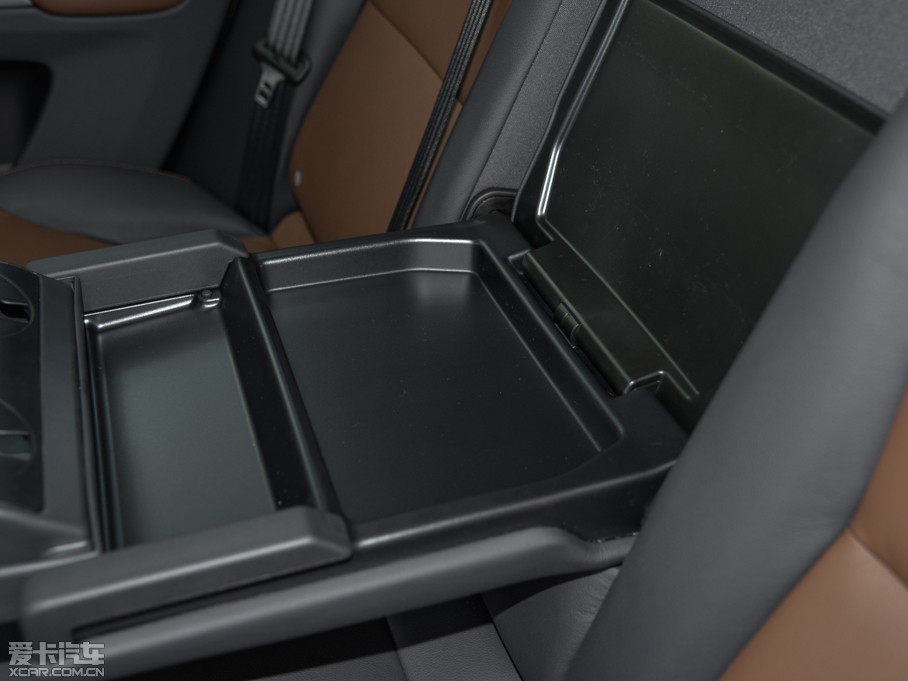 2016���֠���XC60  2.0T T5 AWD ���h��