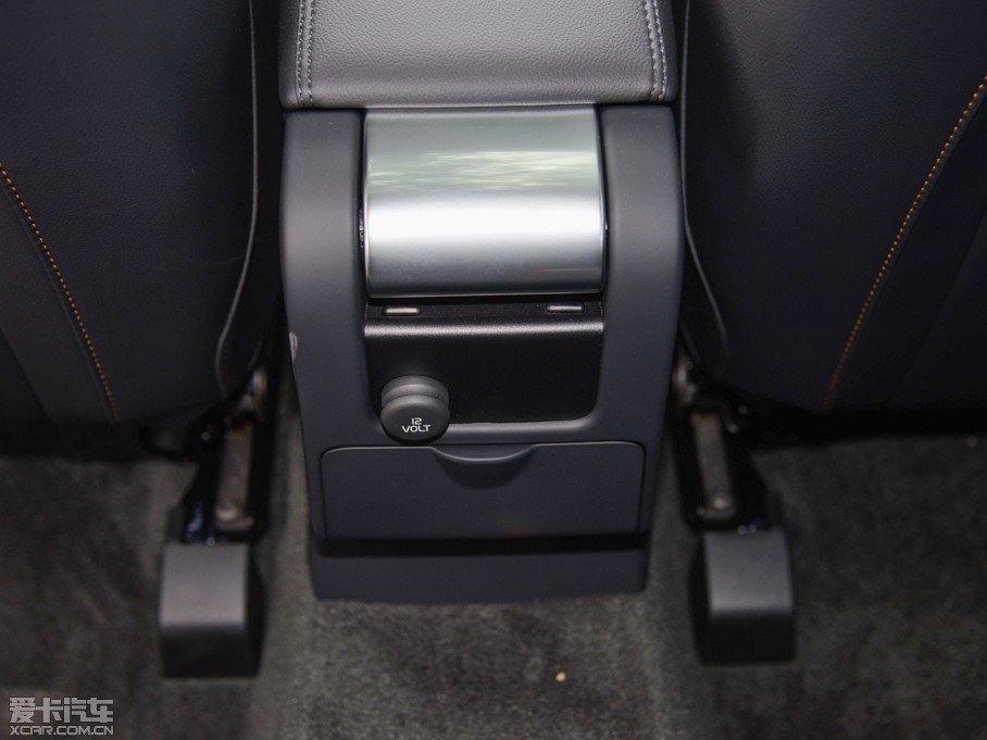 2016���֠���XC60  2.0T T5 AWD ���h��