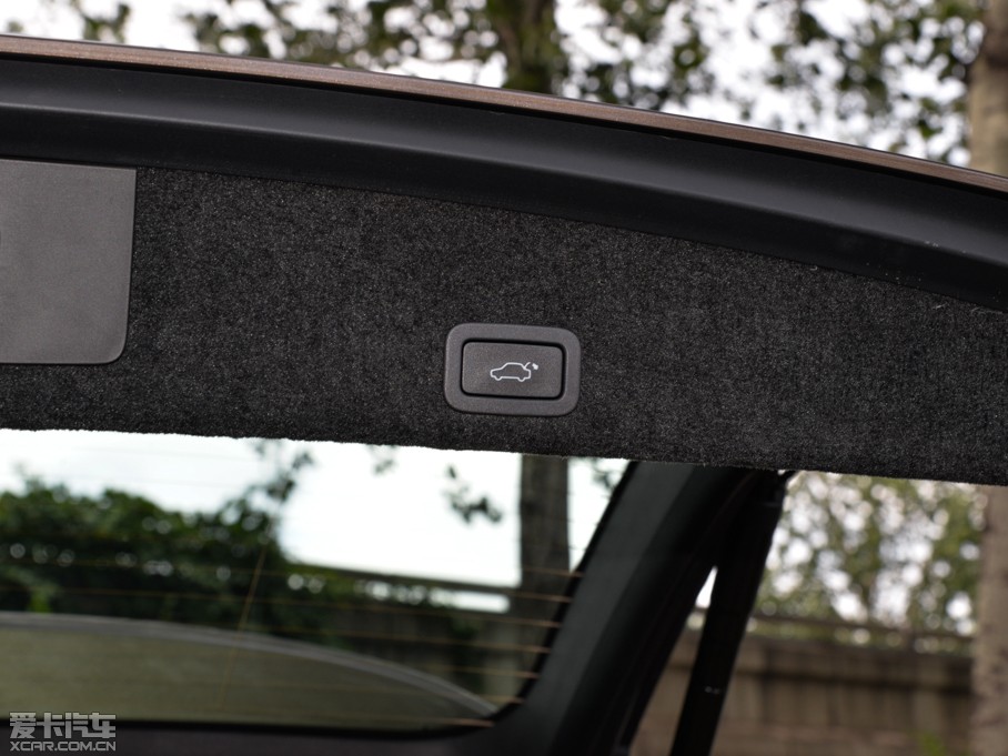 2016���֠���XC60  2.0T T5 AWD ���h��