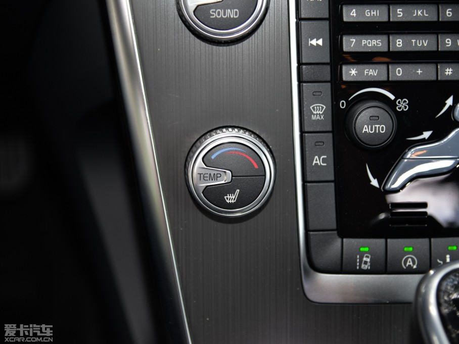 2016���֠���XC60  2.0T T5 AWD ���h(yu��n)��