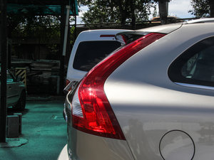 20162.0T T5 AWD S (x)(ji)^