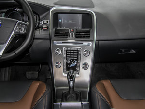 20162.0T T5 AWD S п؅^