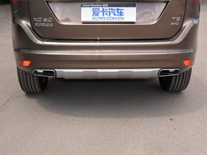 2016款 2.0T T5 AWD 智远版 排气管