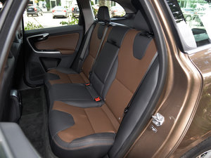 2016款 2.0T T5 AWD 智远版 后排座椅