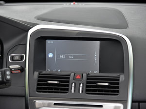 2016款 2.0T T5 AWD 智远版 中控台显示屏
