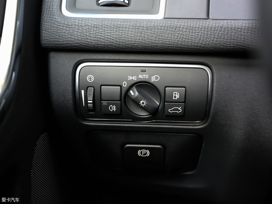 2017֠XC60 2.0T T5 AWD Խ