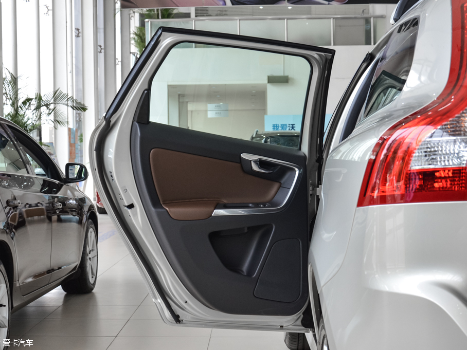 2017֠XC60 2.0T T5 AWD h