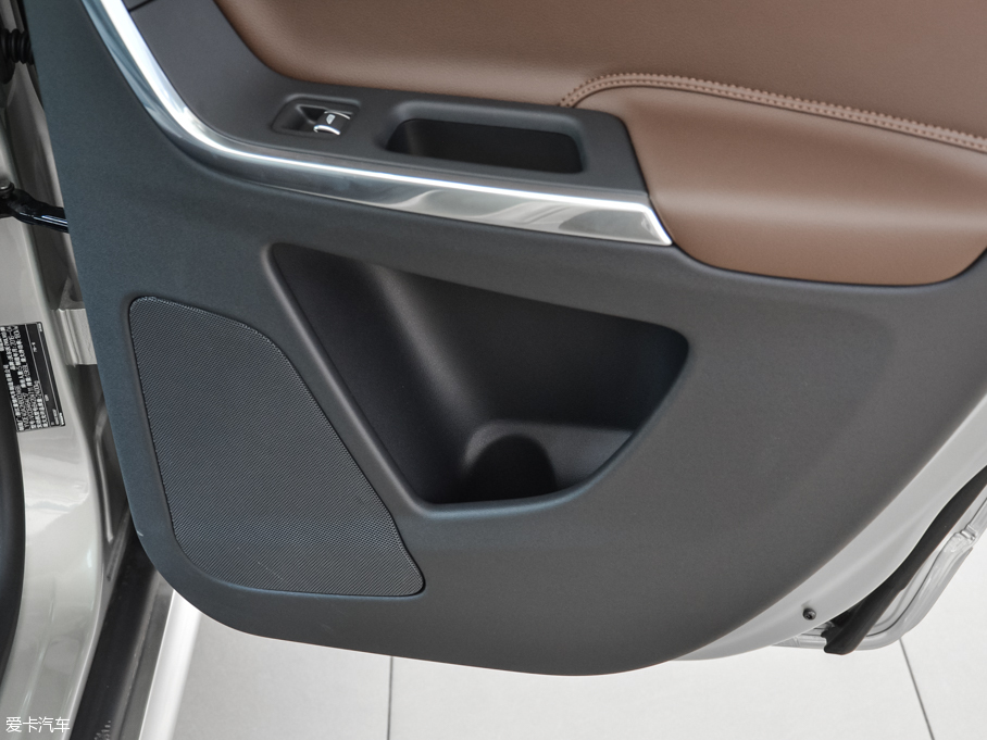 2017���֠���XC60 2.0T T5 AWD ���h��