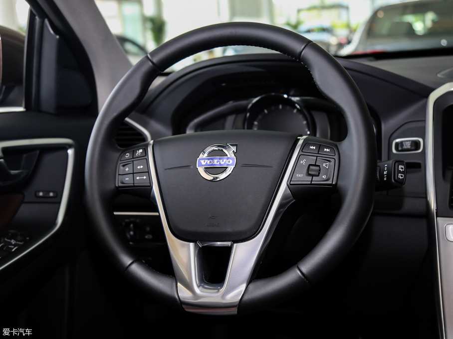 2017֠XC60 2.0T T5 AWD h
