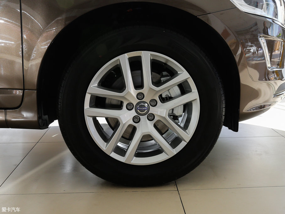 2017֠XC60 2.0T T5 M