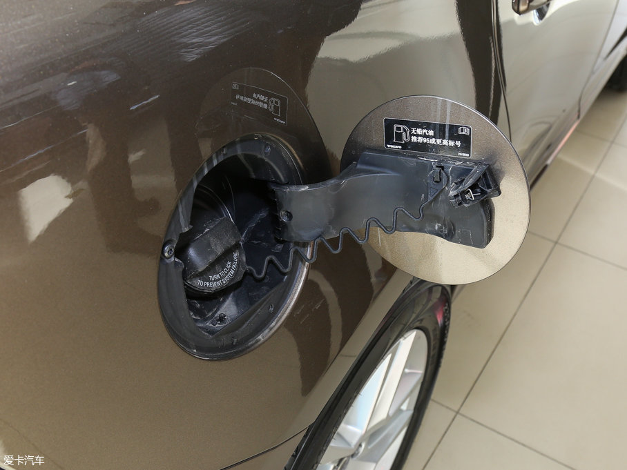 2017֠XC60 2.0T T5 M