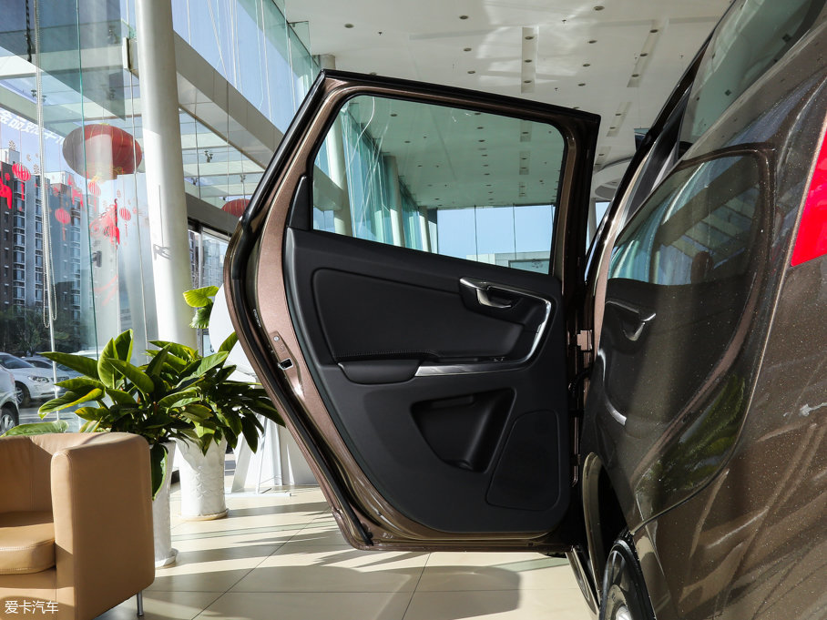 2017֠XC60 2.0T T5 M