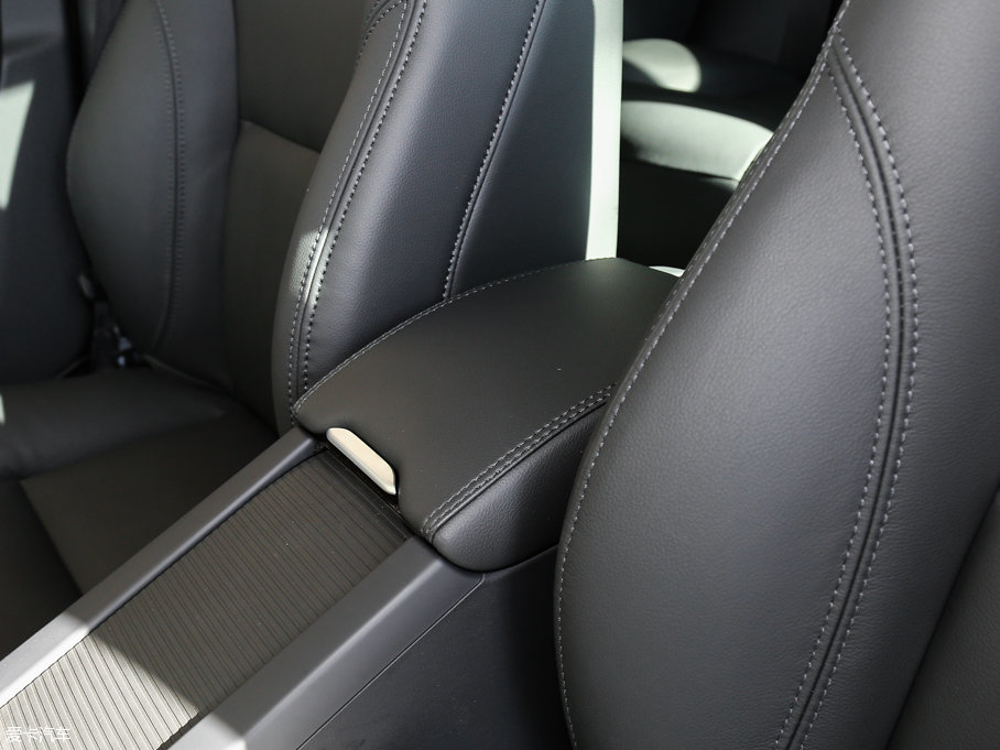 2017֠XC60 2.0T T5 M(jn)(j)