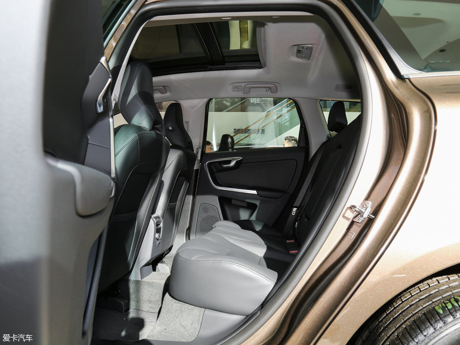 2017֠XC60 2.0T T5 M(jn)(j)