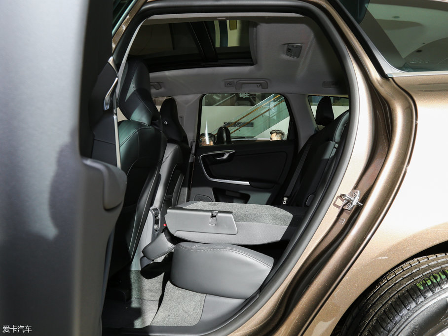 2017֠XC60 2.0T T5 M