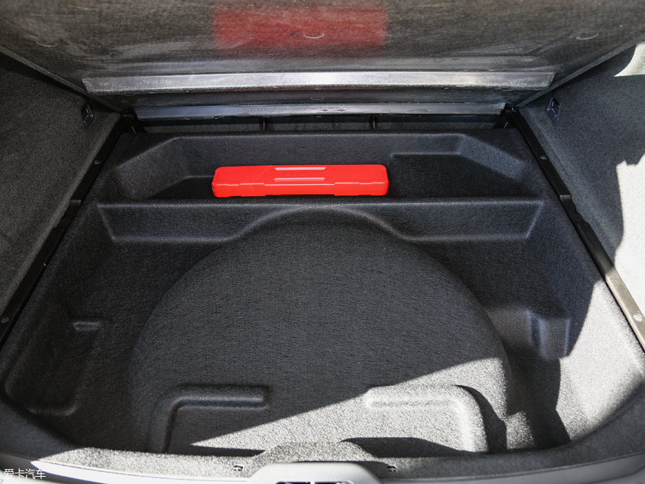 2017֠XC60 2.0T T5 M(jn)(j)