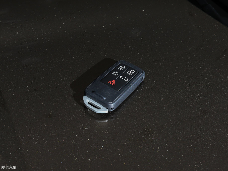 2017֠XC60 2.0T T5 M(jn)