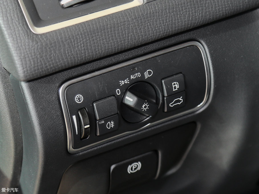 2017֠XC60 2.0T T5 AWD h