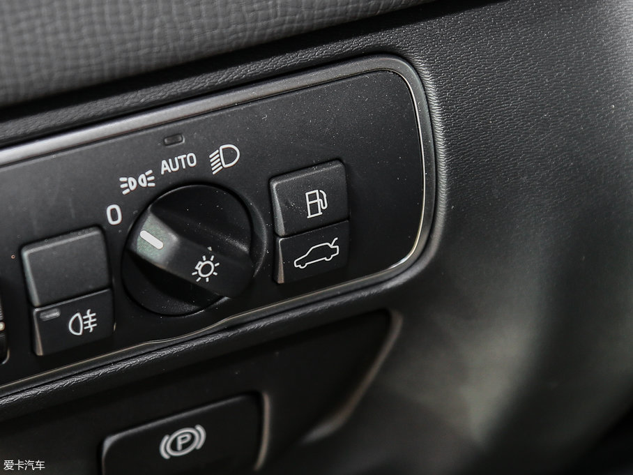 2017֠XC60 2.0T T5 AWD h