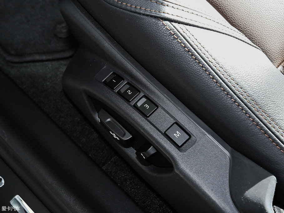 2017֠XC60 2.0T T5 AWD h