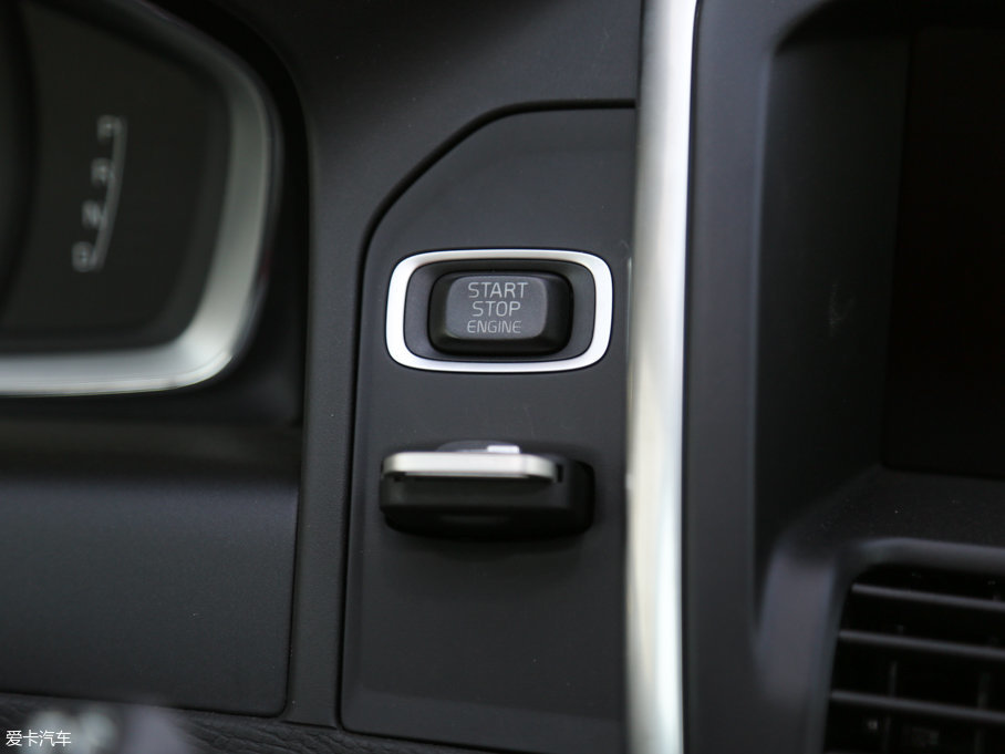 2017֠XC60 2.0T T5 AWD (g)\(yn)(dng)(j)