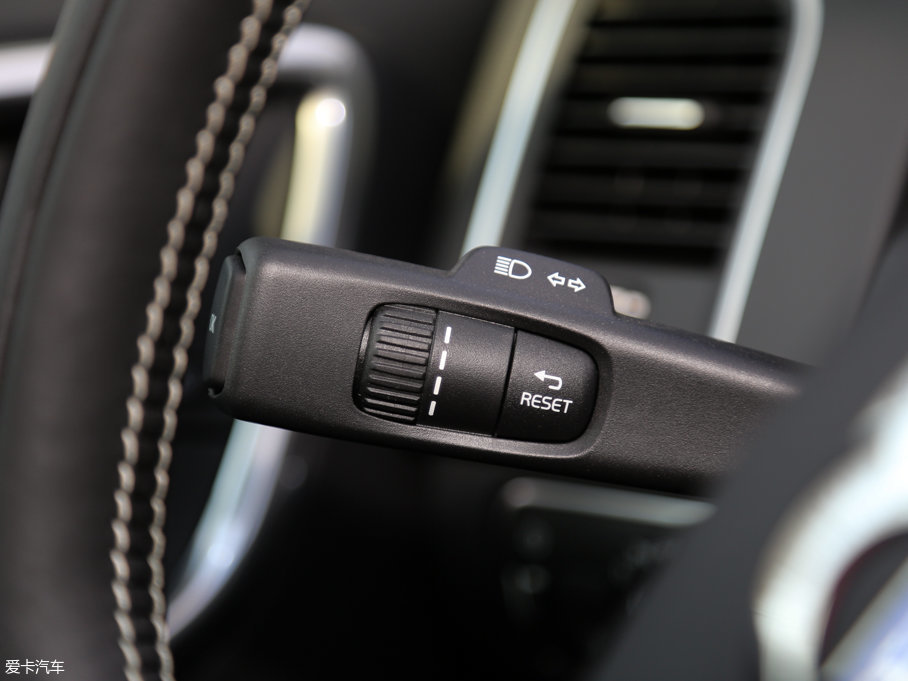 2017֠XC60 2.0T T5 AWD \