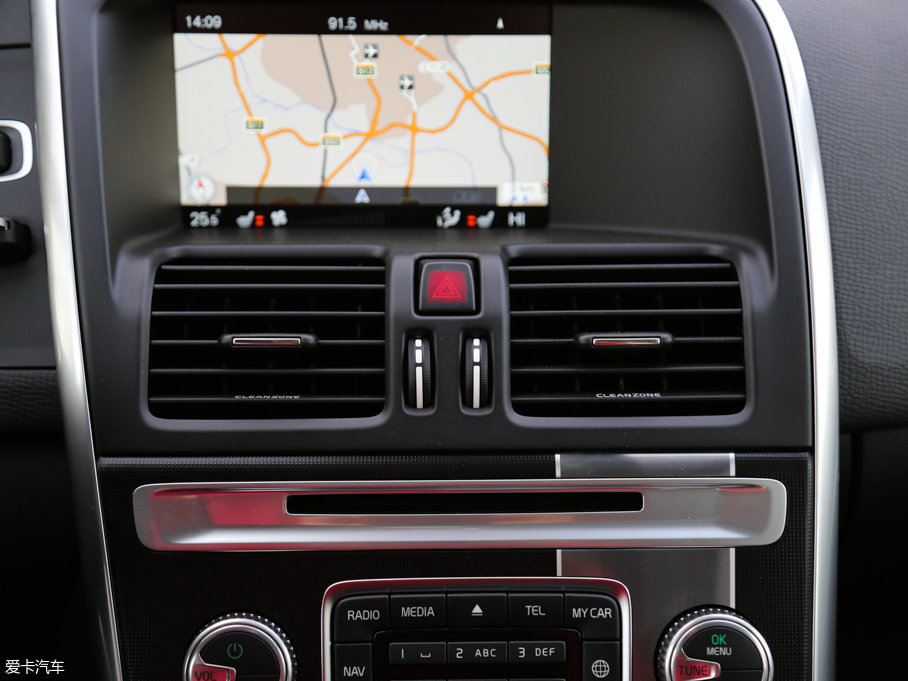 2017֠XC60 2.0T T5 AWD \(yn)