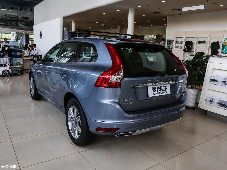 2017֠XC60 2.0T T5 AWD M