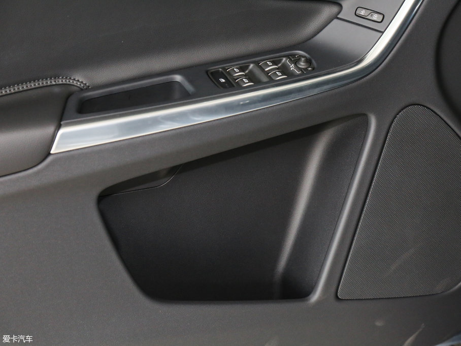 2017֠XC60 2.0T T5 AWD M