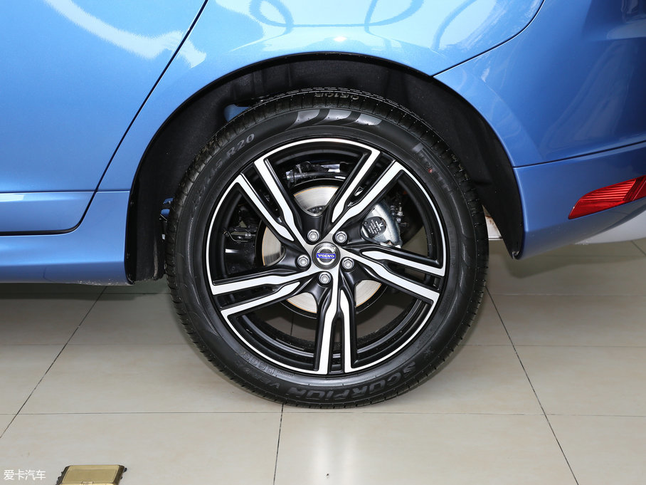 2017֠XC60 2.0T T5 AWD \