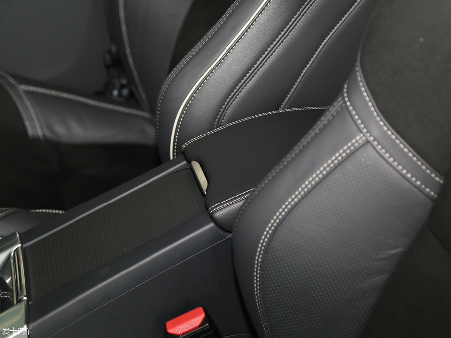 2017֠XC60 2.0T T5 AWD \(yn)