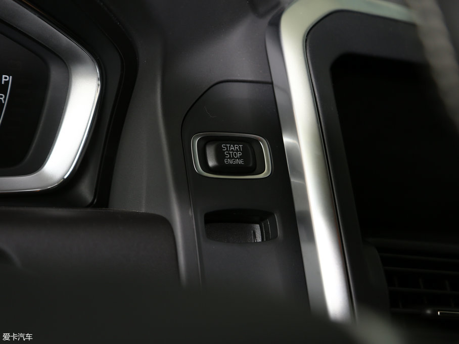 2017֠XC60 2.0T T5 AWD (g)\(yn)(dng)(j)